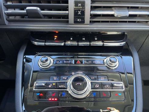 Used 2022 Lincoln Corsair Standard w/ Equipment Group 101A image 29