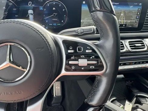 Used 2021 Mercedes-Benz Maybach GLS 600 4MATIC image 17