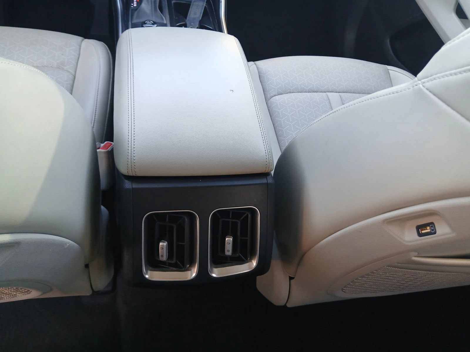 Used 2021 Kia Sorento S w/ Panoramic Sunroof Package FWD image 21