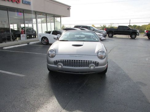 Used 2004 Ford Thunderbird RWD image 5