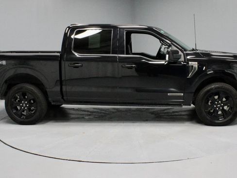 Certified 2023 Ford F150 Platinum w/ Equipment Group 701A High AWD/4WD image 7