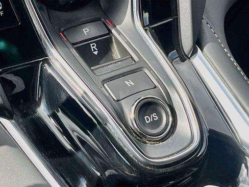 Used 2025 Acura RDX SH-AWD w/ Technology Package image 16