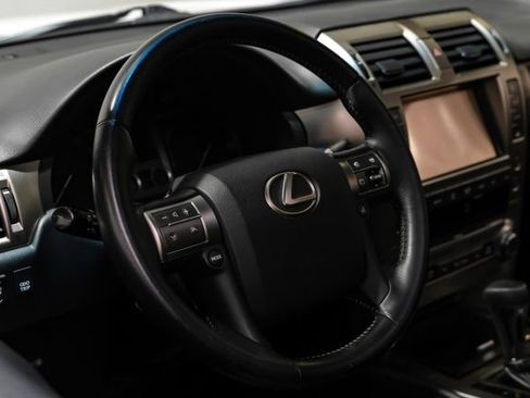 Used 2014 Lexus GX 460 AWD/4WD image 20