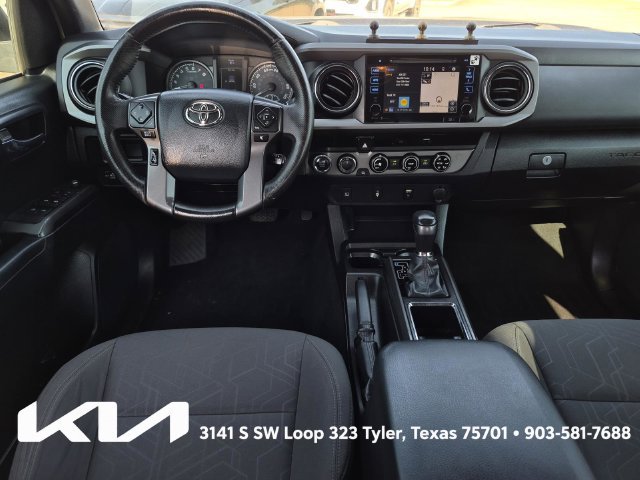 Used 2016 Toyota Tacoma TRD Off-Road w/ Towing Package AWD/4WD image 22