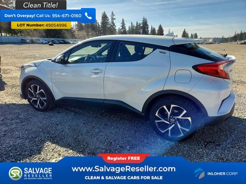 Used 2018 Toyota C-HR XLE image 3