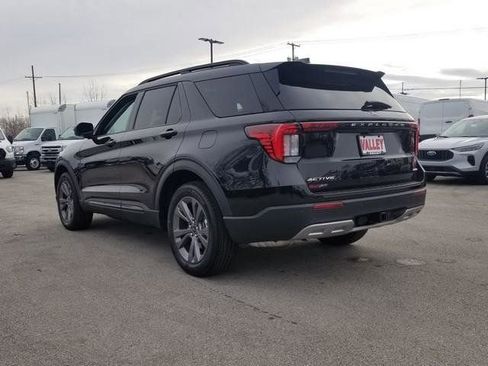 New 2026 Ford Explorer Active w/ Active Comfort Package image 6