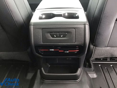 Used 2025 Chevrolet Silverado EV RST image 19