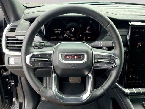 Certified 2025 GMC Acadia Elevation w/ Elevation Premium Package image 10