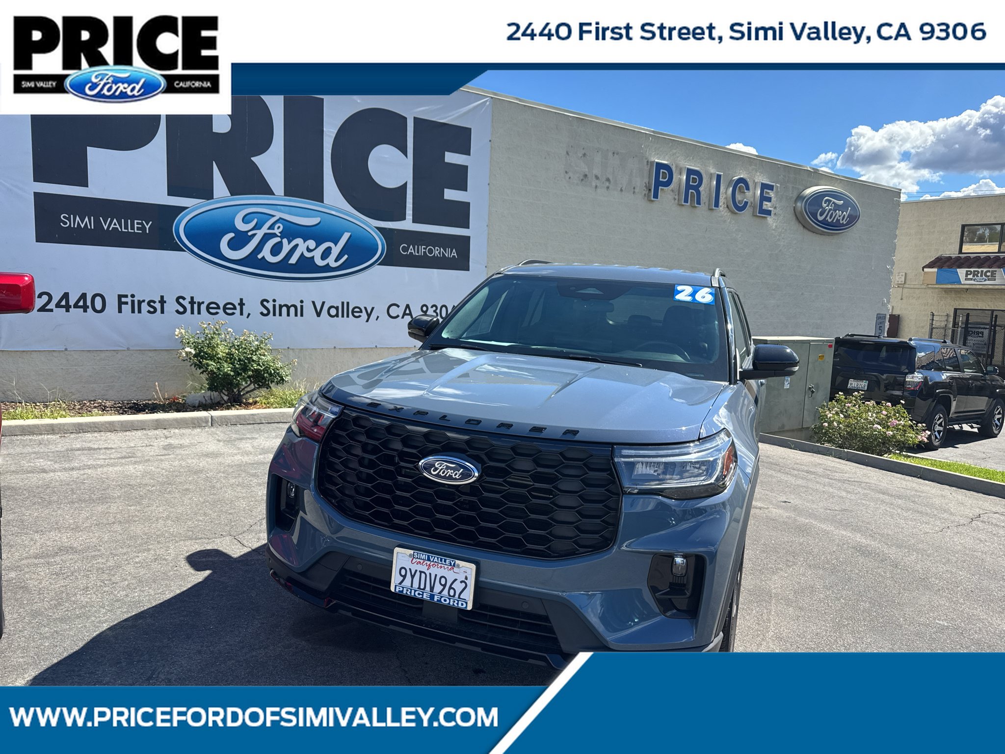 Used 2026 Ford Explorer ST-Line RWD image 1