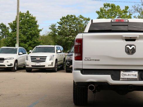 Used 2021 RAM 1500 Limited AWD/4WD image 16
