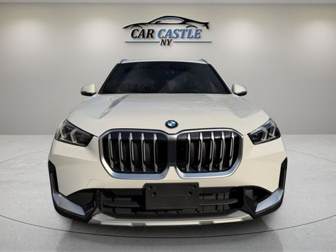 Used 2025 BMW X1 xDrive28i image 3