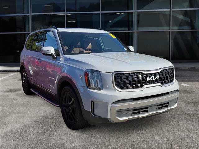 Used 2023 Kia Telluride EX X-Line AWD/4WD image 2