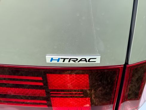 Used 2026 Hyundai Santa Fe Limited AWD/4WD image 9