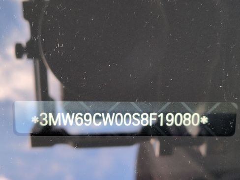 Used 2025 BMW 330i Sedan w/ Convenience Package image 35