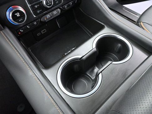 Used 2023 GMC Yukon AT4 w/ AT4 Premium Plus Package image 28