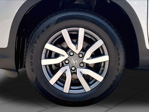 Used 2021 Honda Pilot EX-L image 11