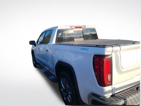 Used 2022 GMC Sierra 1500 SLT w/ SLT Convenience Package image 15