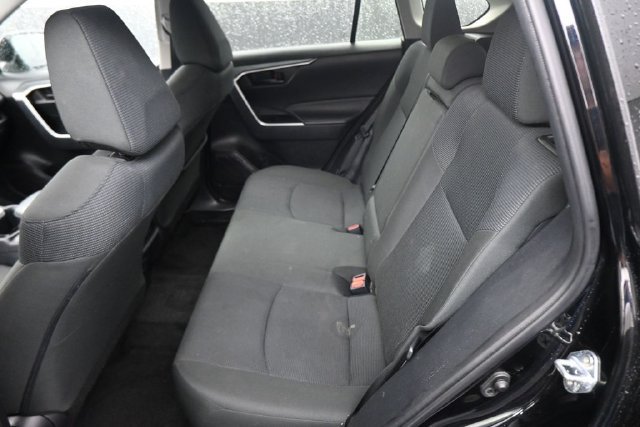 Used 2025 Toyota RAV4 LE AWD/4WD image 19