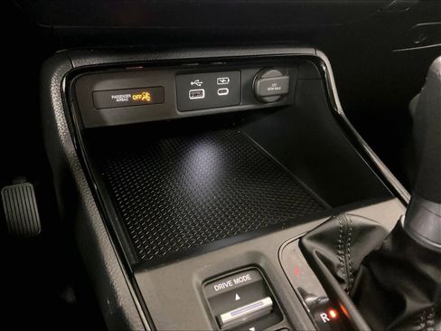 Used 2025 Honda CR-V EX image 27