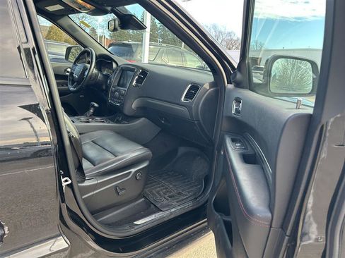 Used 2018 Dodge Durango R/T w/ Technology Group image 18