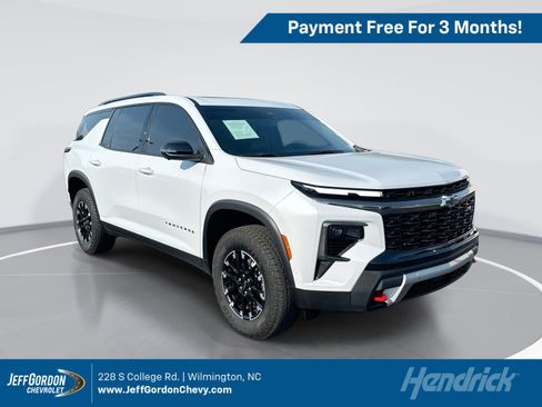 Used 2026 Chevrolet Traverse Z71 w/ Enhanced Driving Package AWD/4WD image 1