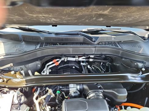 Used 2021 Ford Explorer Limited w/ Hybrid Equipment Group 310A AWD/4WD image 17