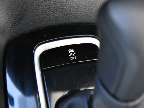 Used 2024 Toyota Corolla LE image 25