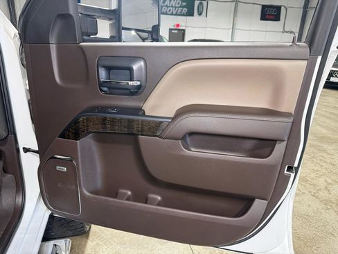 Used 2016 GMC Sierra 2500 Denali w/ Duramax Plus Package image 31