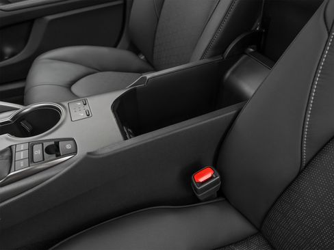 Used 2023 Toyota Camry LE image 20