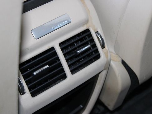 Used 2015 Land Rover Range Rover Evoque Pure Plus image 18