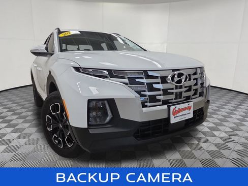 Used 2023 Hyundai Santa Cruz SEL Premium AWD/4WD image 2