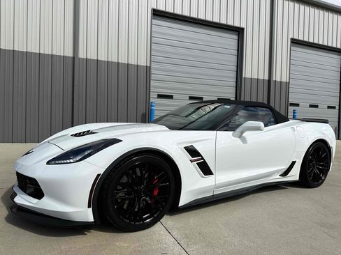 Used 2017 Chevrolet Corvette Grand Sport image 4