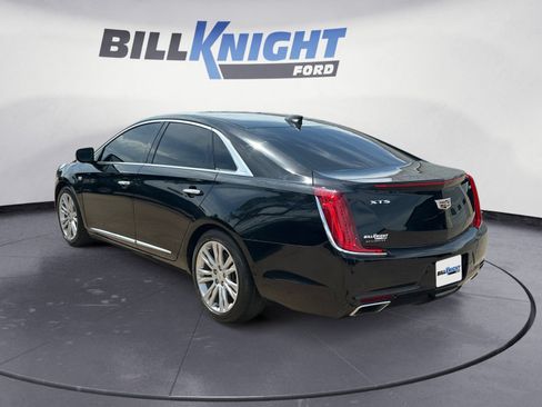 Used 2019 Cadillac XTS Luxury FWD image 3