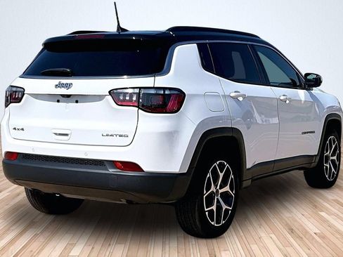 Used 2025 Jeep Compass Limited AWD/4WD image 2