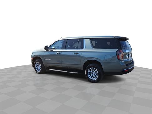 Certified 2024 Chevrolet Suburban LT image 6