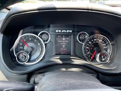 Used 2021 RAM 1500 Big Horn AWD/4WD image 7