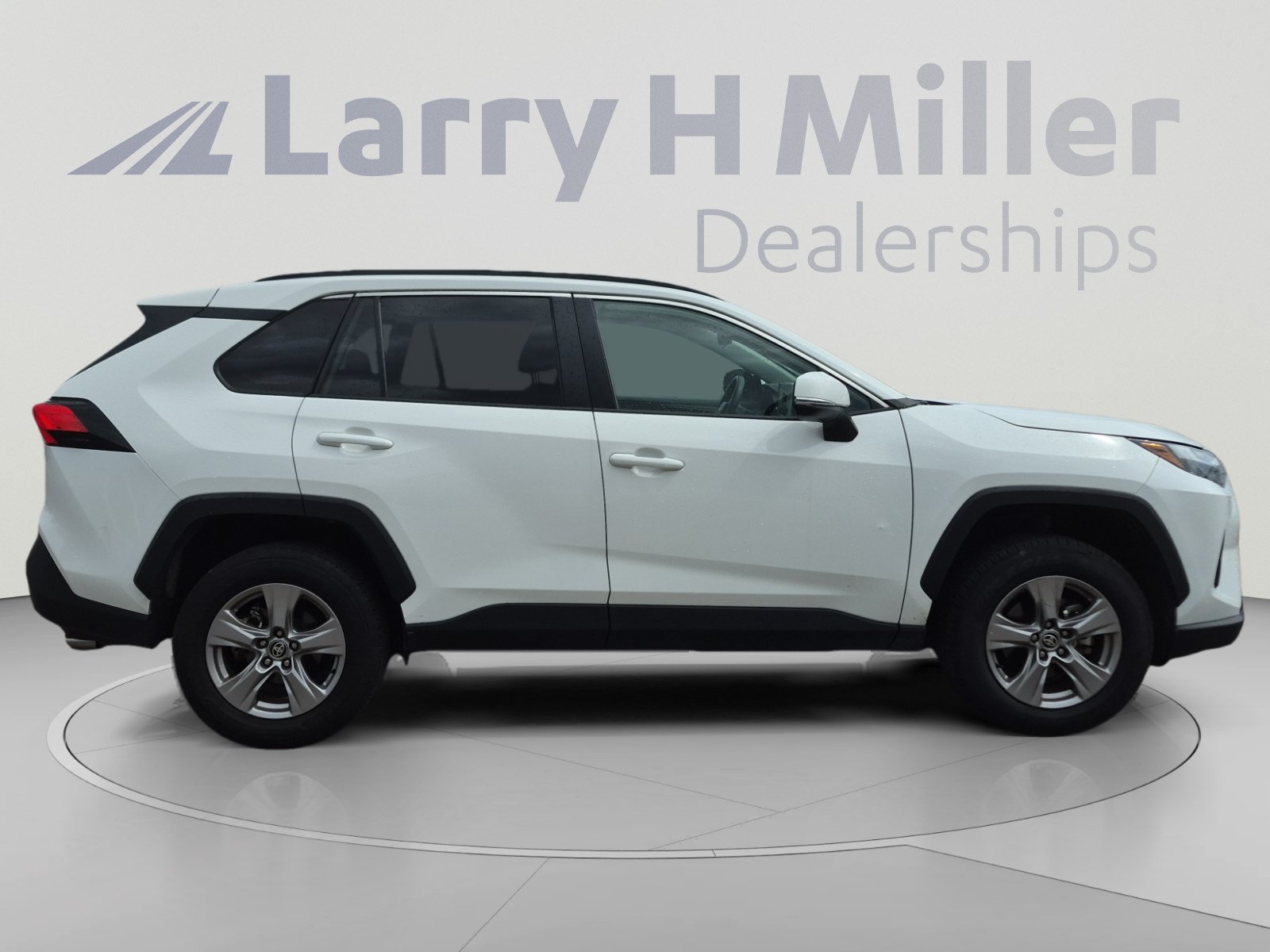 Certified 2025 Toyota RAV4 XLE AWD/4WD image 6