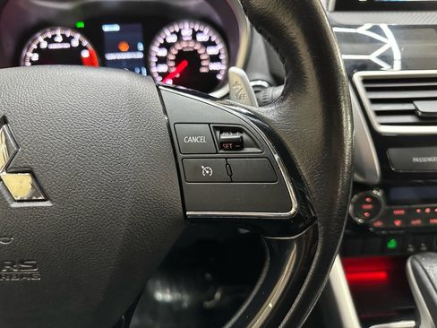 Used 2018 Mitsubishi Eclipse Cross SEL image 22