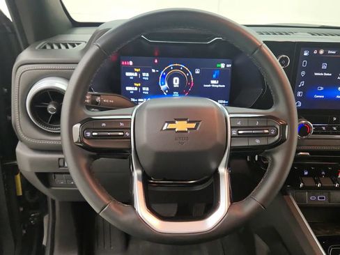 Used 2024 Chevrolet Colorado LT w/ LT Convenience Package image 32