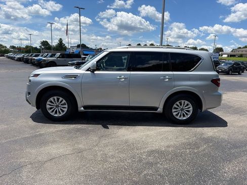 Used 2024 Nissan Armada SV w/ Cargo Package AWD/4WD image 6