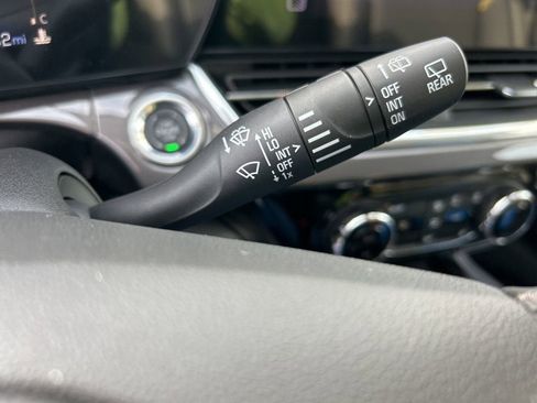 New 2026 Chevrolet Trax ACTIV w/ Sunroof Package image 16