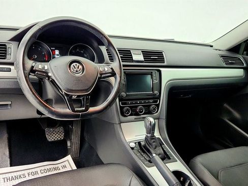 Used 2019 Volkswagen Passat 2.0T Wolfsburg w/ Wheels & Sunroof Package FWD image 12