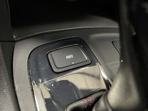Used 2023 Chevrolet Equinox RS w/ RS Leather Package AWD/4WD image 32