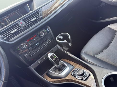 Used 2015 BMW X1 sDrive28i RWD image 17