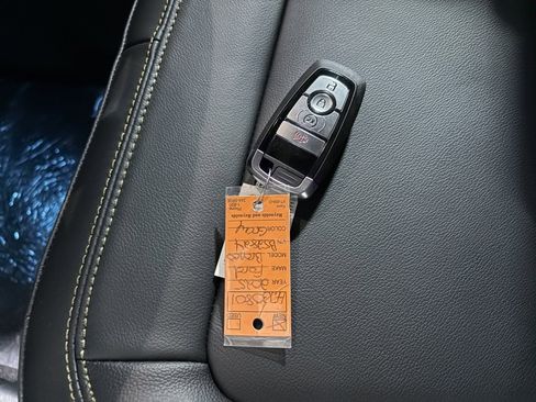 New 2025 Ford Bronco Badlands w/ Sasquatch Package image 11