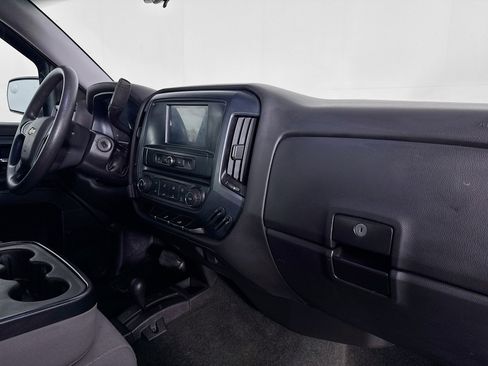 Used 2018 Chevrolet Silverado 1500 Custom w/ Custom Value Package AWD/4WD image 46