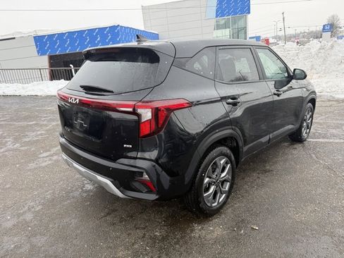 Used 2024 Kia Seltos LX image 6