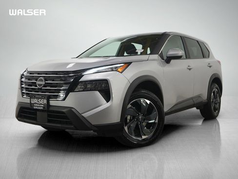 Used 2025 Nissan Rogue SV AWD/4WD image 1