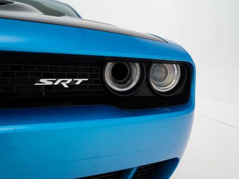 Used 2016 Dodge Challenger SRT Hellcat RWD image 29