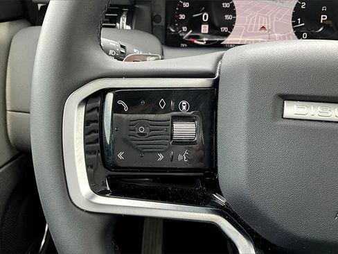 Certified 2025 Land Rover Discovery Sport S image 20